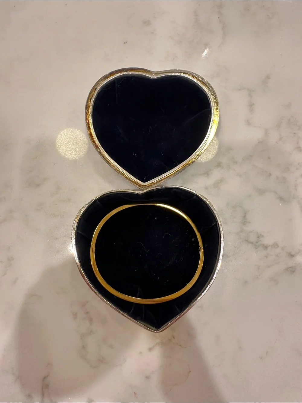 Heart-Shaped Silver Decorative Jewelry Trinket Box